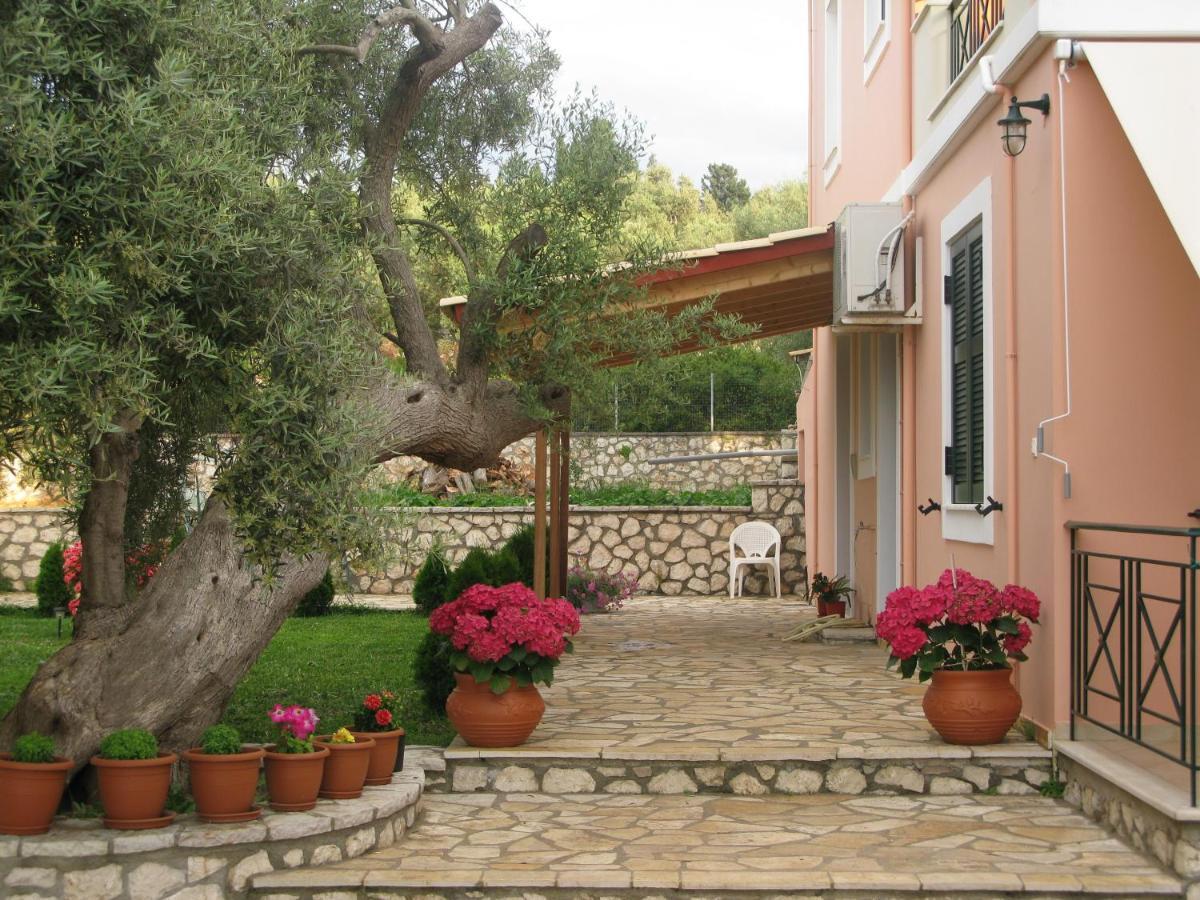 Esperia Studios Tsoukaládhes Dış mekan fotoğraf